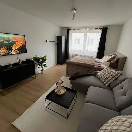 Schoenes In * Hanovre